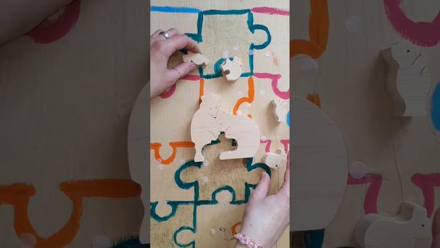 Деревянная игрушка для детей Семья ведмедей. Деревянная игрушка-пазл GarnoGoods.