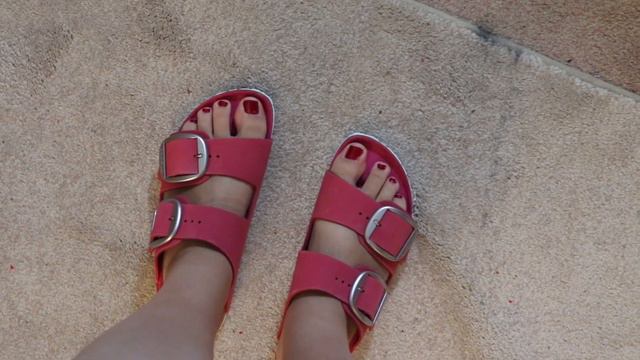 BIRKENSTOCK ARIZONA BIG BUCKLE 41 FUCHSIA TULIP UNBOXING смотреть онлайн