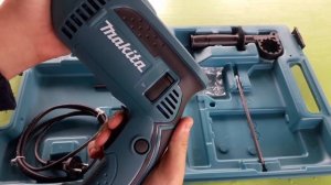 Ударная дрель Makita HP1640K.