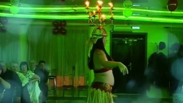 ВОСТОЧНЫЙ ТАНЦ ИРИНЫ ЕФРЕМОВОЙ. НА БАНКЕТЕavi смотреть онлайн