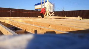 подъём стены каркасного дома в одиночку
