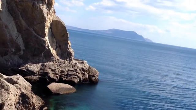 Крымская весна в Новом свете. Крымская весна прогулка - тропа Голицына.