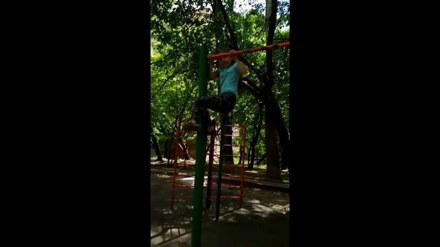 Настя тренер по физре. Спорт движуха на круглой площадке. 3.06.2021 смотреть онлайн