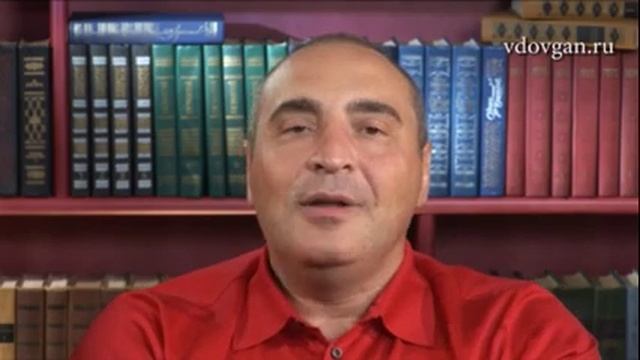 Как построить карьеру и что делать с ненужным дипломом специалиста? Видео урок от В. Довганя