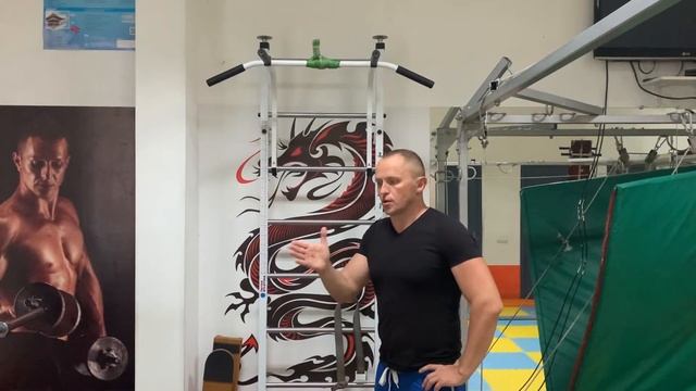 Нужно ли висеть на турнике если болит спина ? смотреть онлайн