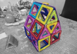 Сборка домика из магнитного конструктора. #iamrita