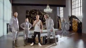 Ролик Tele2 "Раздеть звезду" октябрь 2015