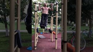 Подтягивания 130 за один подход (без ограничения времени)