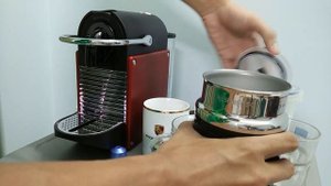 Hot Coffee Latte by Nespresso Pixie & Aeroccino 3