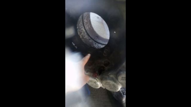 Замена тормозного устройства на настоящем самолете! смотреть онлайн