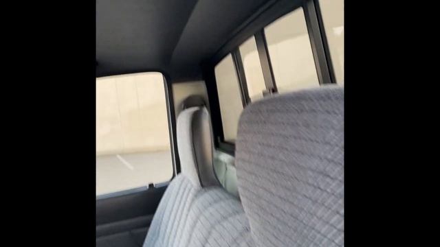 1993 Toyota Pickup 4x4 exterior and interior walk around