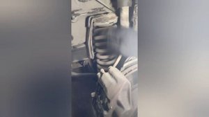 W140 Снятие-Установка пружин с помощью стяжек- W140 Removal of springs by means of screeds