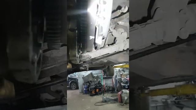 Lada Largus 8кл. Замена прокладки масленного насоса. Чудеса инженерной мысли. смотреть онлайн