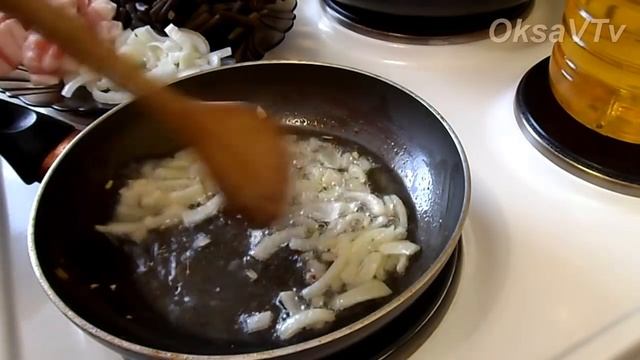 Картошка жареная с папоротником. fried potatoes with ferns