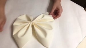 Бант из фоамирана