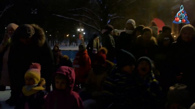 Парки зажигают огни! 12 декабря ПКиО "Ивановские пруды" смотреть онлайн