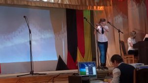 Цветущий  май