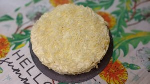 Салат с курицей и ананасом