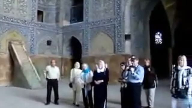 کنسرت زیبا و کوتاه در مسجد اصفهان смотреть онлайн