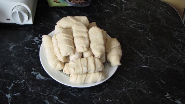 Сосиски в тесте. смотреть онлайн