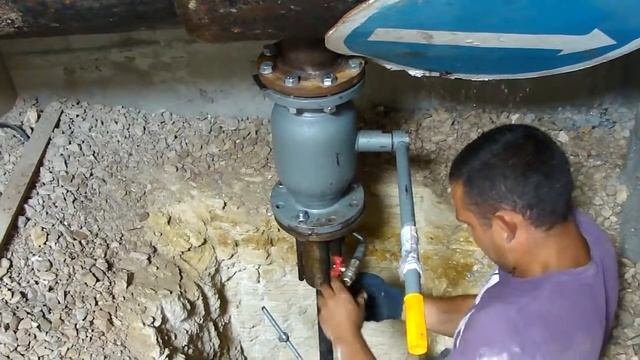 Врезка в водопровод под давлением