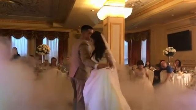 Королёк птичка певчая-Первый танец ♥️Амаль и Карина♥️