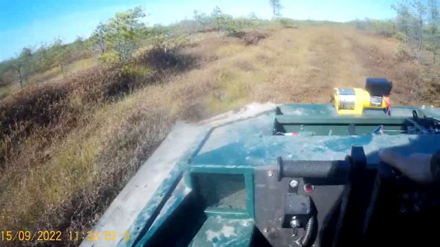 Заезд на вездеходе по болоту смотреть онлайн