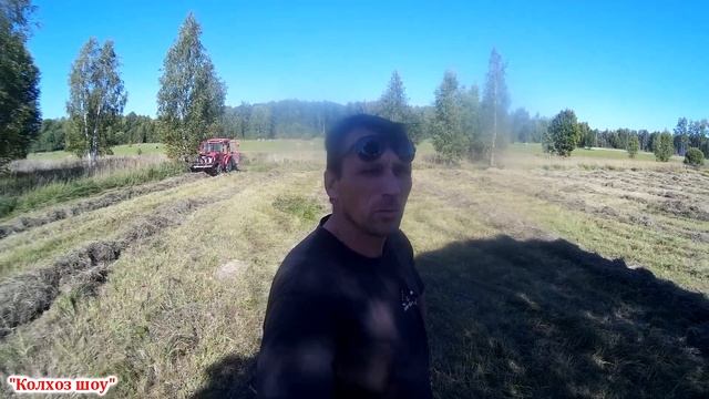 Последние капли сенокоса/Пресс-подборщик в действии смотреть онлайн