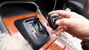 Мерседес W-163, ML-320; как снять ручку акпп