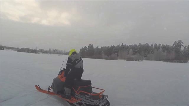 снегоход IRBIS TUNGUS 600L валим боком смотреть онлайн