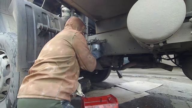 Hyundai 170. Техническое обслуживание. смотреть онлайн