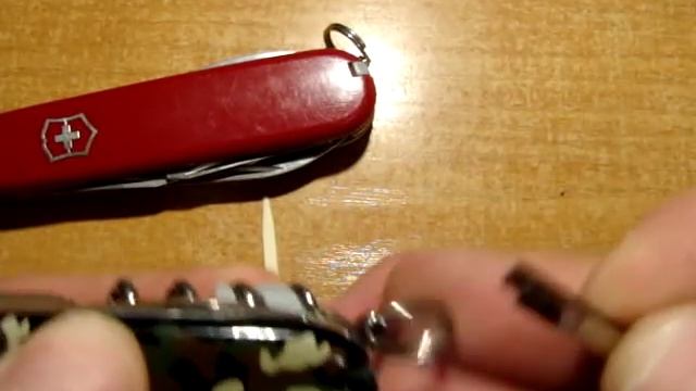 Victorinox Tinker Small крутой, компактный, функциональный ЕДСшник. смотреть онлайн
