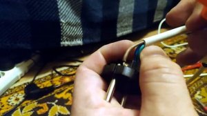 Замена электрической вилки / Replacing the electrical plug