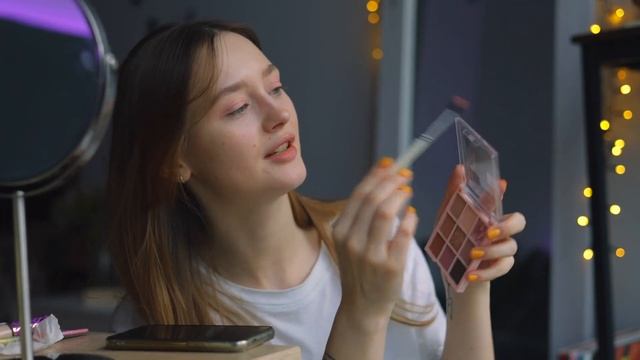 идея макияжа на новый год ✨ крашусь и болтаю