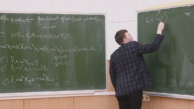 Горизонты физики: Приближенные методы аналитических вычислений (ПТФ), Осин А., Семинар 10, 2022 смотреть онлайн