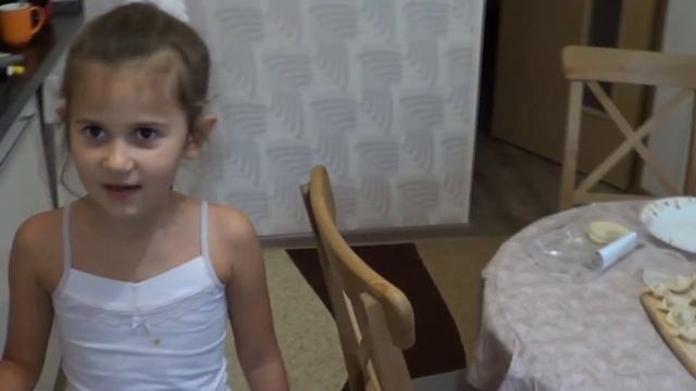 Готовим пельмени Веселые носки смотреть онлайн