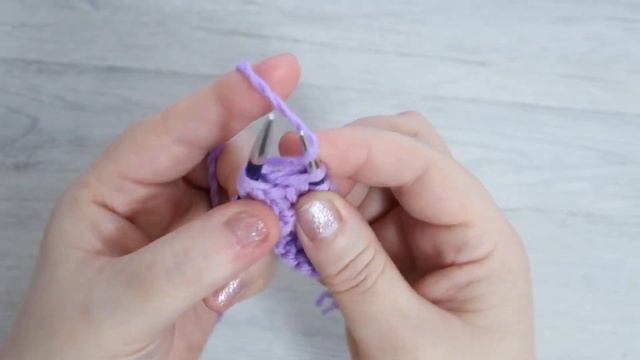 ВЯЖЕШЬ И ОТДЫХАЕШЬ!! КРАСИВЫЙ УЗОР! ВЯЗАНИЕ СПИЦАМИ. МК смотреть онлайн