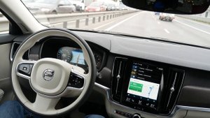 Волшебный Pilot Assist на Volvo V90, S90, XC60, XC90. Возможности и реальное использование.