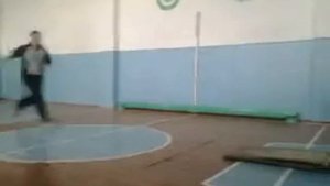 ЗАМЕЧАТЕЛЬНЫЙ ПРЫЖОК ЧЕРЕЗ КОНЯ СМОТРЕТЬ ВСЕМ