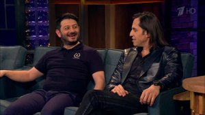 Актеры, шоумены Михаил Галустян и Александр Ревва. Вечерний Ургант. Фрагмент выпуска от 25.03.2016