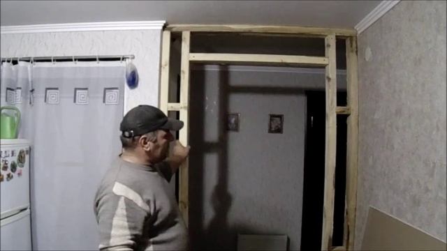 УСТАНОВКА ПЕРЕГОРОДКИ И ДВЕРИ НА КУХНЮ! смотреть онлайн