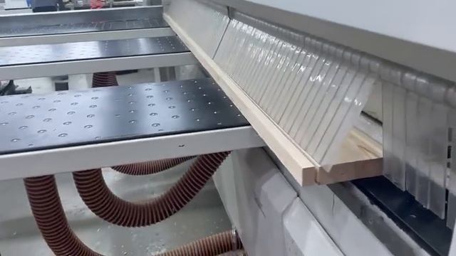 Форматно-раскроечный центр с ЧПУ Filato EP 330/55 БУ смотреть онлайн