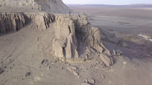 Долина Замков (Шоманай)  Мангистау