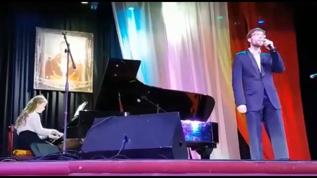 Зотов А.В. - ДШИ "Синтез" - академ. вокал - IV группа - муз.К.Листова, сл. А.Суркова - "В землянке" смотреть онлайн