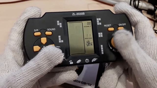 обзор:brick game(тетрис) ZL - 2030B
