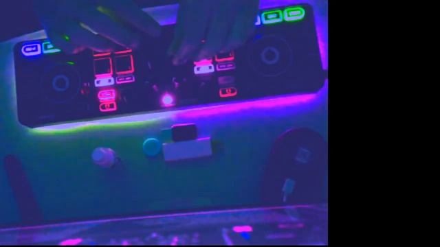 Late night House vibes.. Using tiny Hercules Starlight.. смотреть онлайн