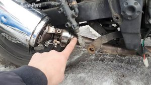 Пытаюсь оживить Kawasaki Ninja 250R.Маленький мотоцикл,большие проблемы! Минус 15К из бюджета.