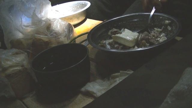 Жизнь в тайге. 9 таёжных избушек. Зимовья в тайге.