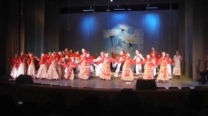 Возле речки, возле моста