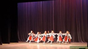 Учащиеся ДШИ им. С. П. Дягилева - Украинский танец "Коломийка"